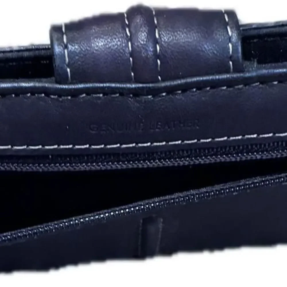 Kenneth Cole Reaction Leather Wallet - Brown